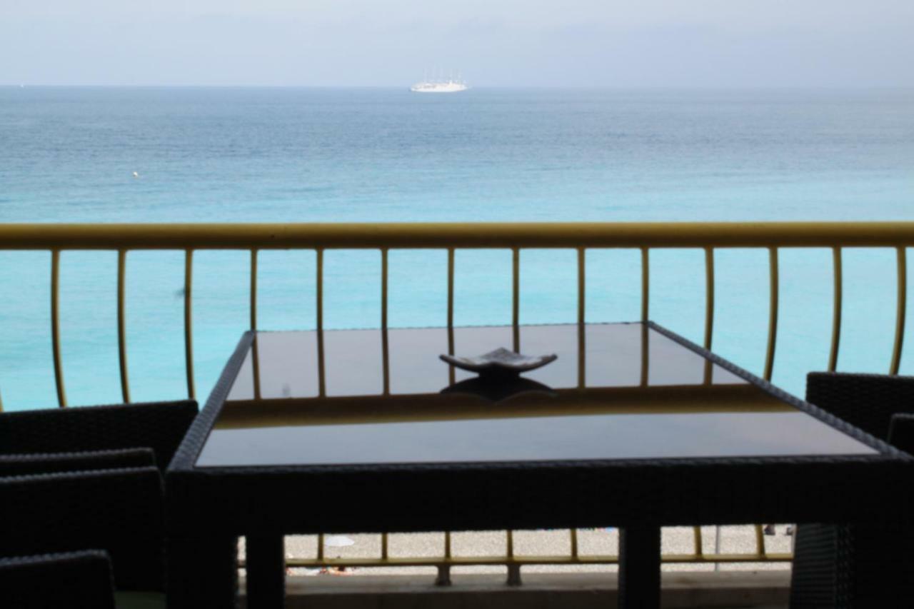 Beachfront Apartment Promenade Des Anglais Nizza Exterior foto